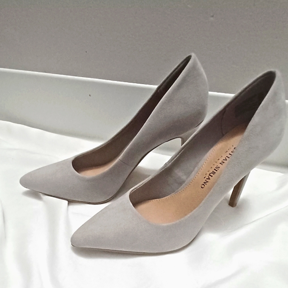 Grey Heels